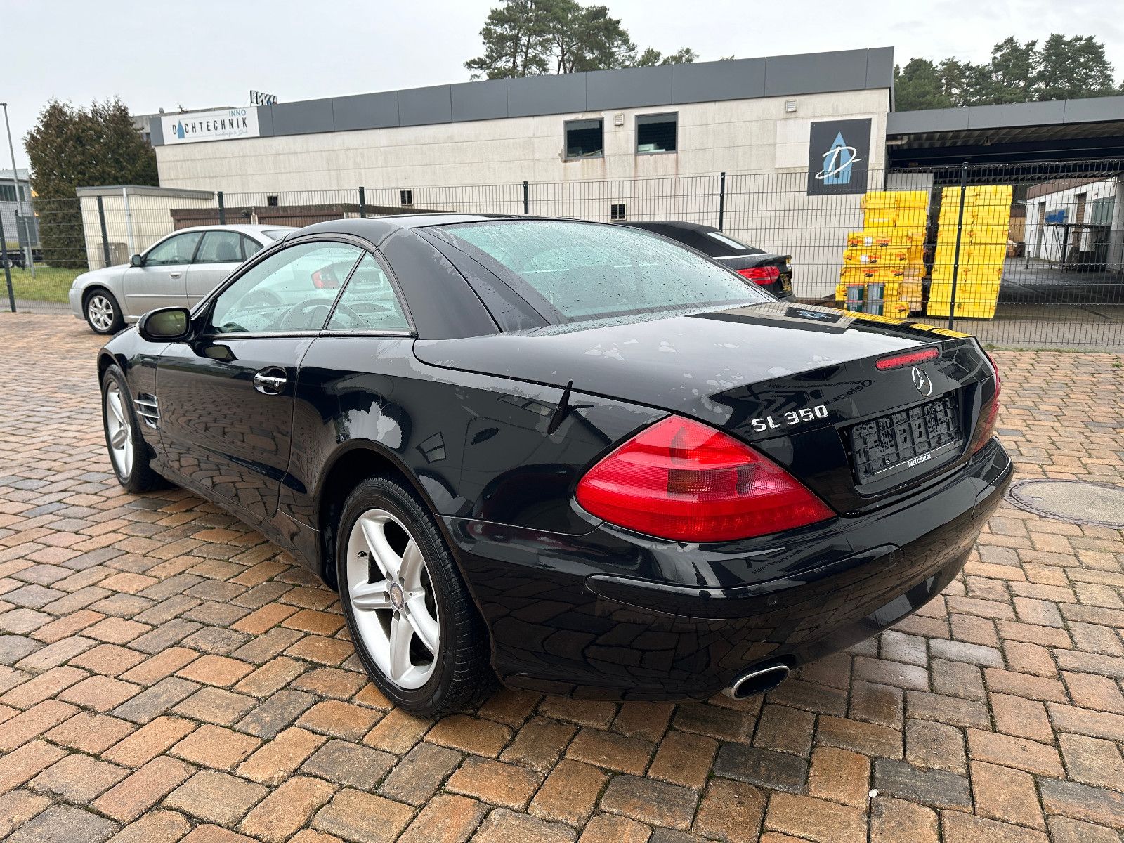 Fahrzeugabbildung Mercedes-Benz SL 350