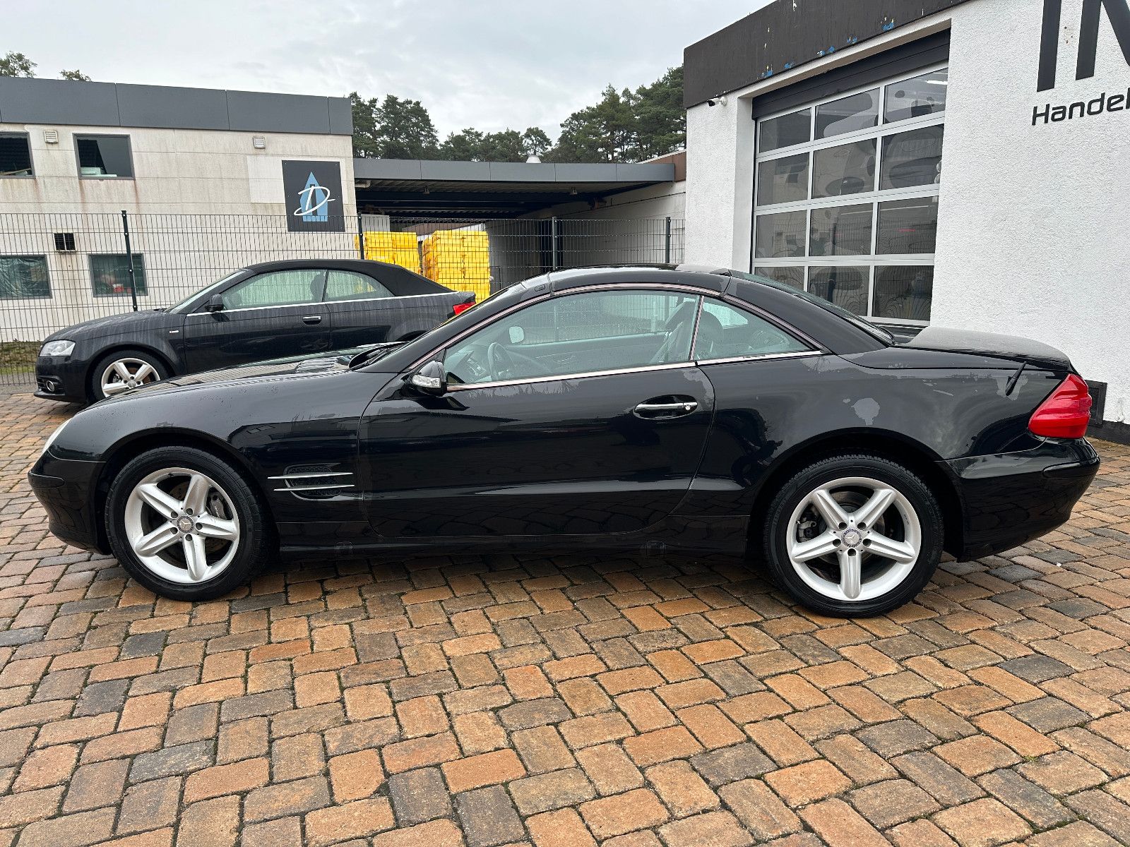 Fahrzeugabbildung Mercedes-Benz SL 350
