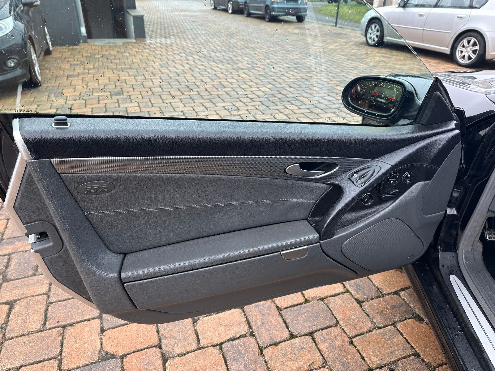 Fahrzeugabbildung Mercedes-Benz SL 350
