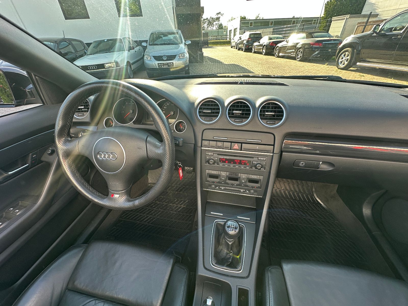 Fahrzeugabbildung Audi A4 Cabriolet 1.8 T S Line HU neu Leder Top 1.H.