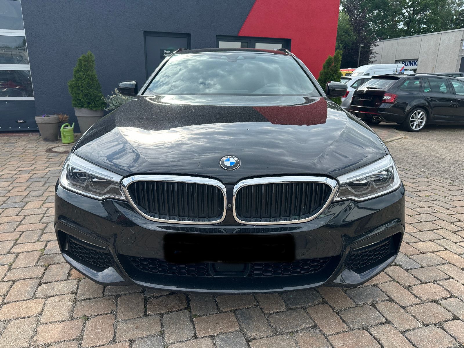 Fahrzeugabbildung BMW 530 d Touring M Sport Pano HUD AHK LED Voll!!!!