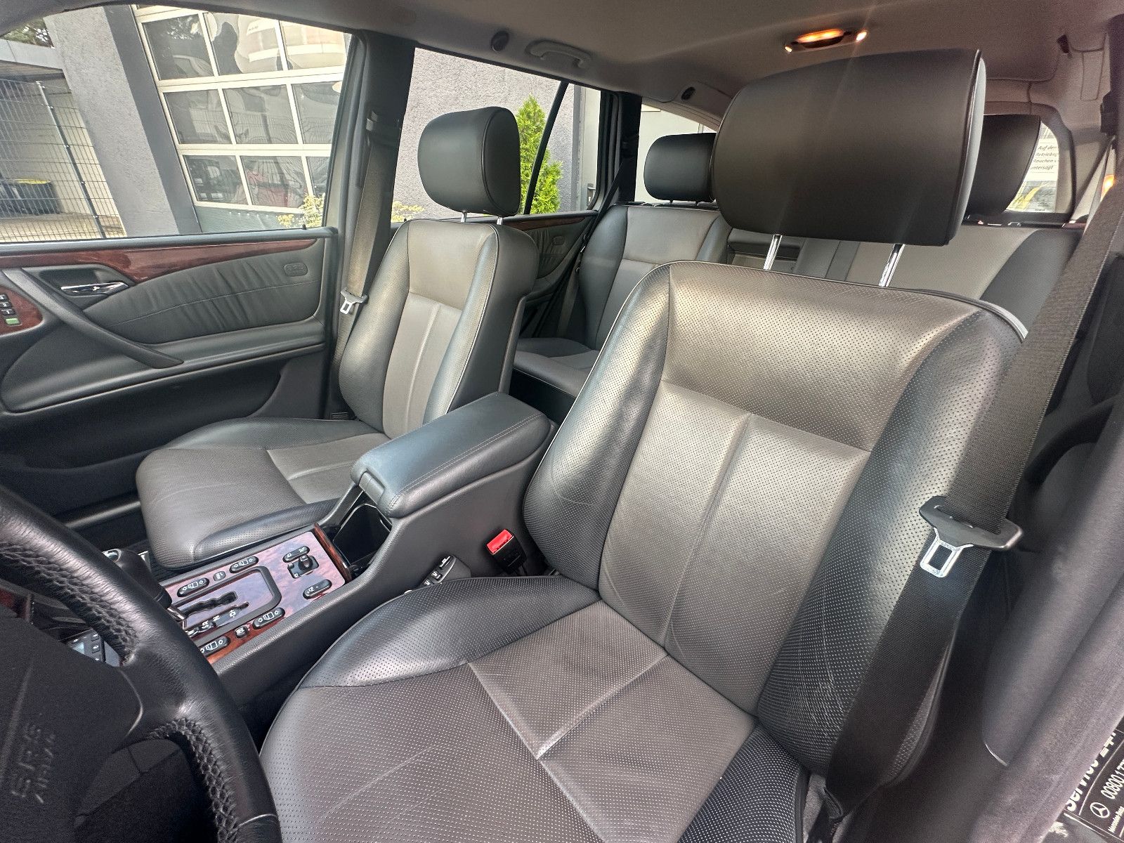 Fahrzeugabbildung Mercedes-Benz E 430 T AVANTGARDE 1.Hand Voll STH Tüv neu