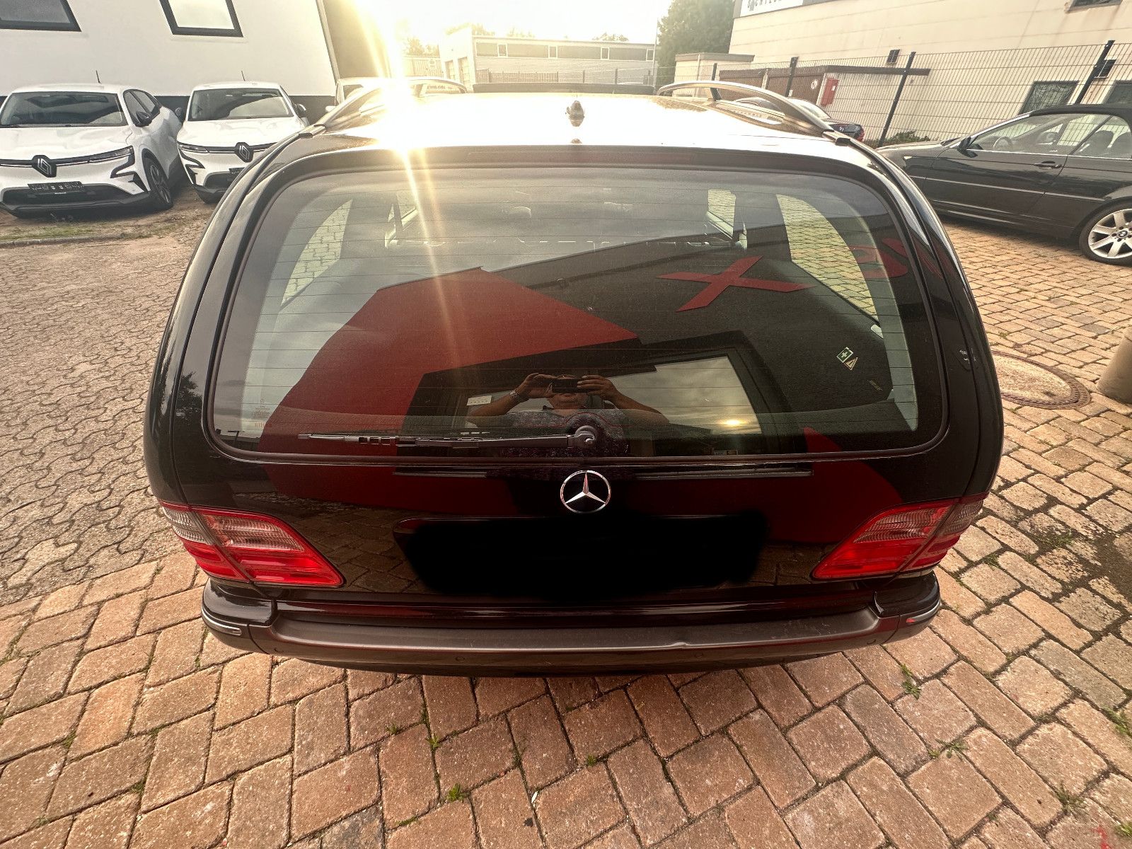 Fahrzeugabbildung Mercedes-Benz E 430 T AVANTGARDE 1.Hand Voll STH Tüv neu