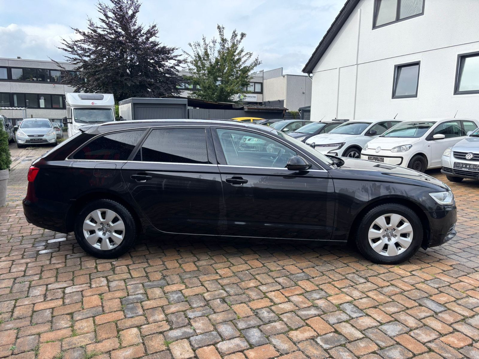 Fahrzeugabbildung Audi A6 Avant 3.0 TDI HU 3/27 Navi Bi Xenon SH