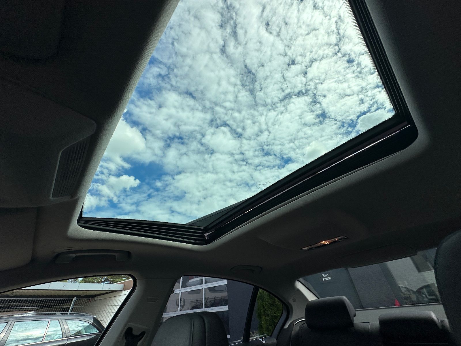 Fahrzeugabbildung BMW 730d 3.0 258 PS HU neu SD Leder Sport SD