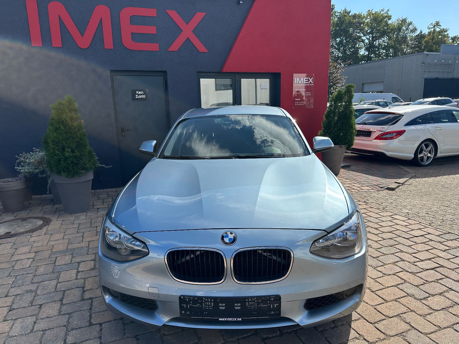 Fahrzeugabbildung BMW 118 Lim. 5-trg. HU neu Klima SH Alu