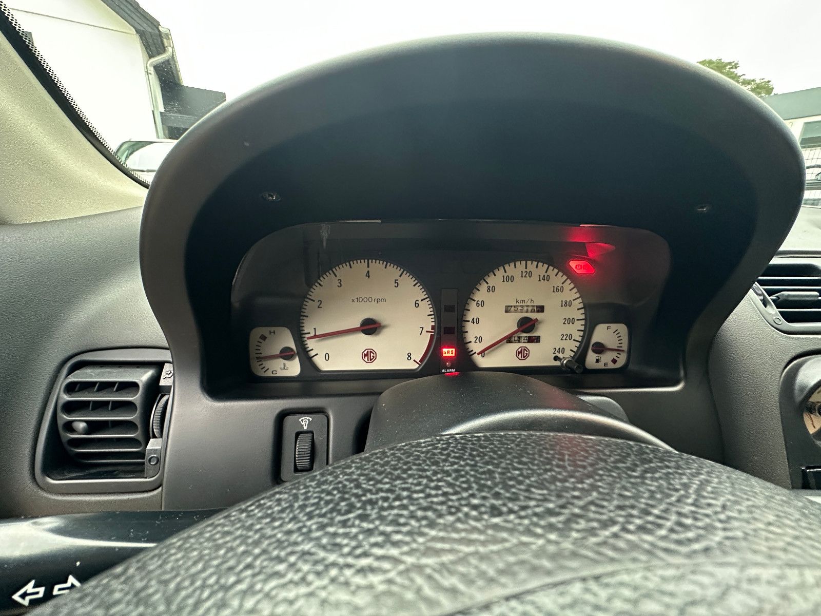Fahrzeugabbildung MG MGF 1.8i 88 kW HU 6/27 Leder Alu