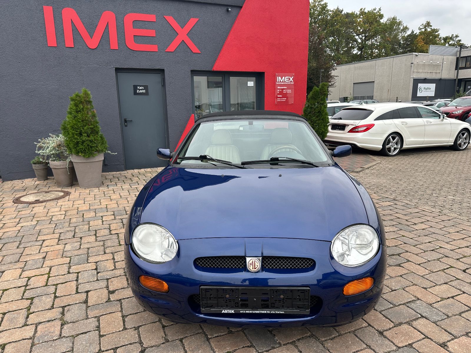 Fahrzeugabbildung MG MGF 1.8i 88 kW HU 6/27 Leder Alu