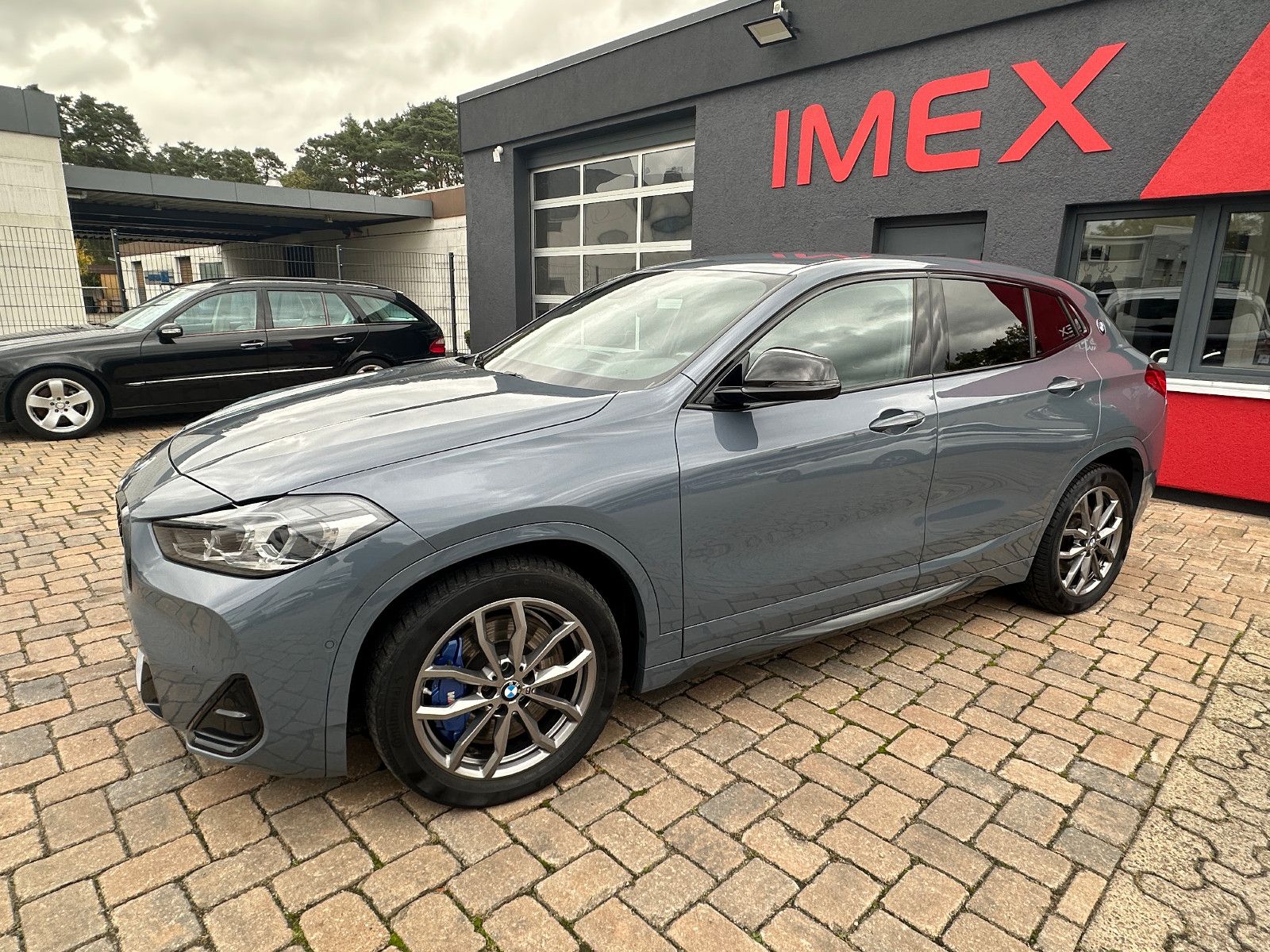 Fahrzeugabbildung BMW X2 xDrive M35 i 2.0 306 PS LED Navi