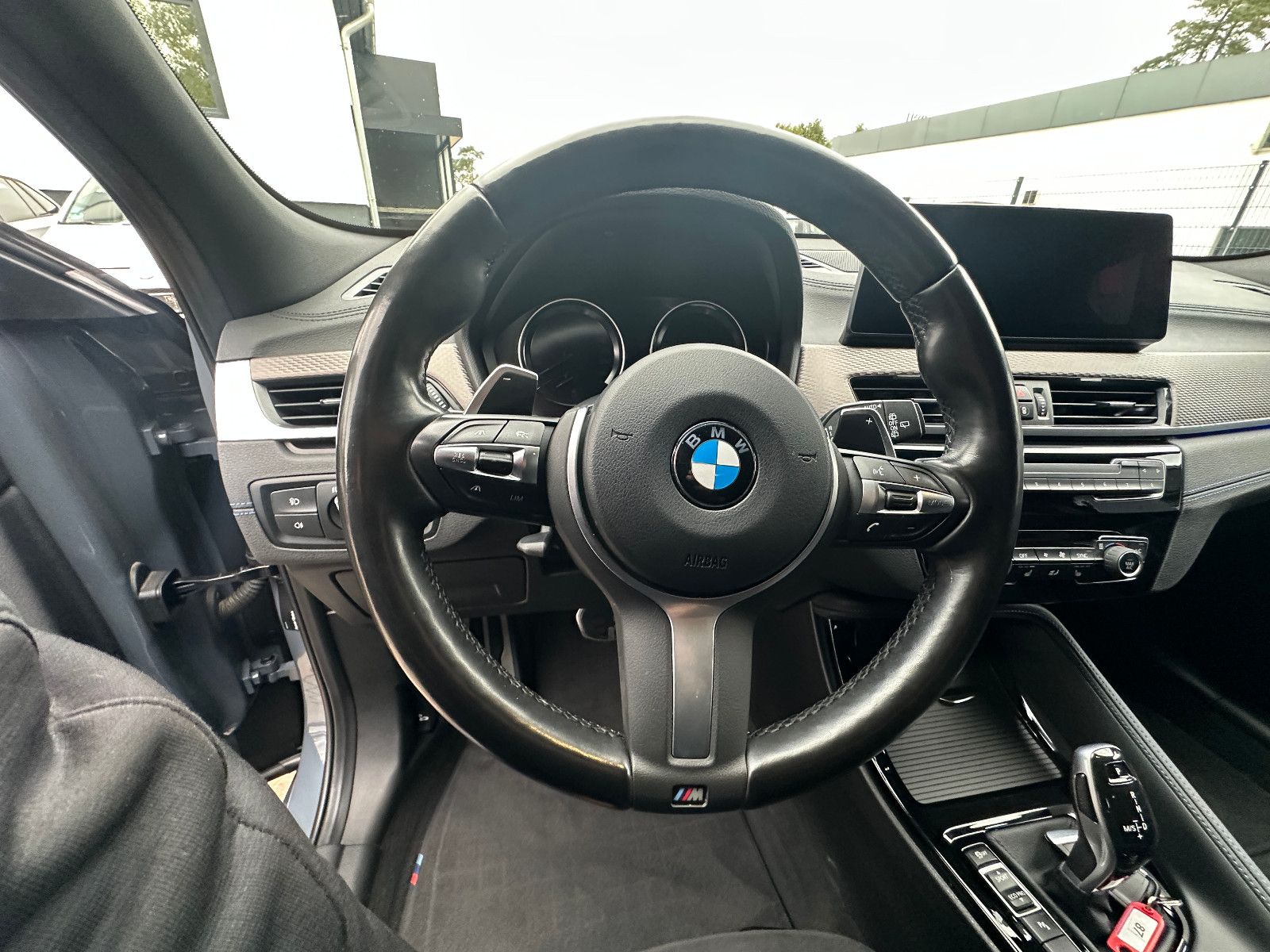 Fahrzeugabbildung BMW X2 xDrive M35 i 2.0 306 PS LED Navi