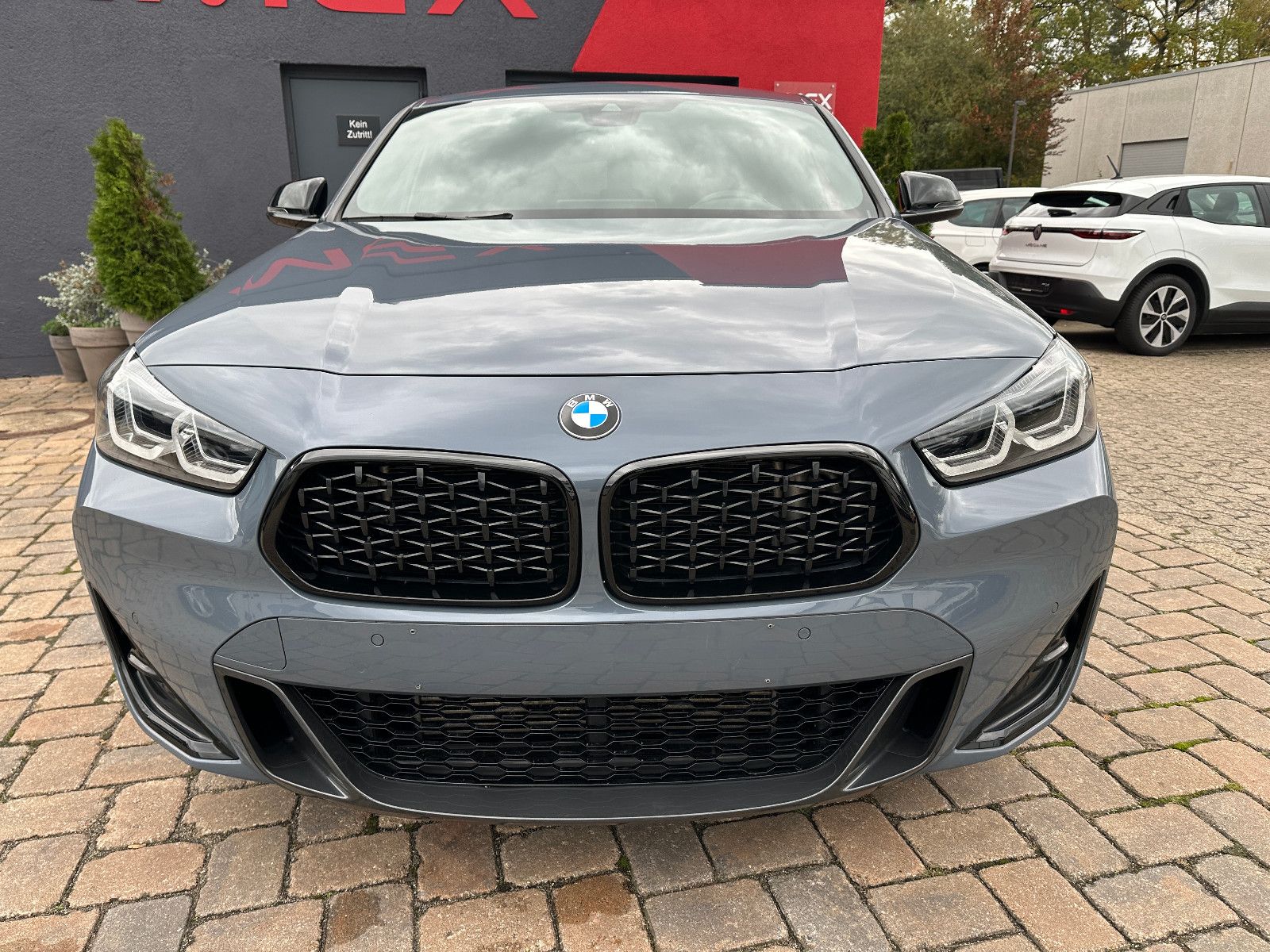 Fahrzeugabbildung BMW X2 xDrive M35 i 2.0 306 PS LED Navi