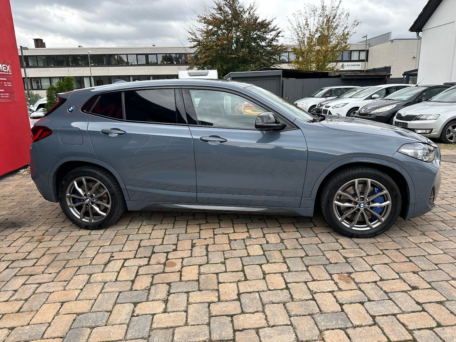 Fahrzeugabbildung BMW X2 xDrive M35 i 2.0 306 PS LED Navi