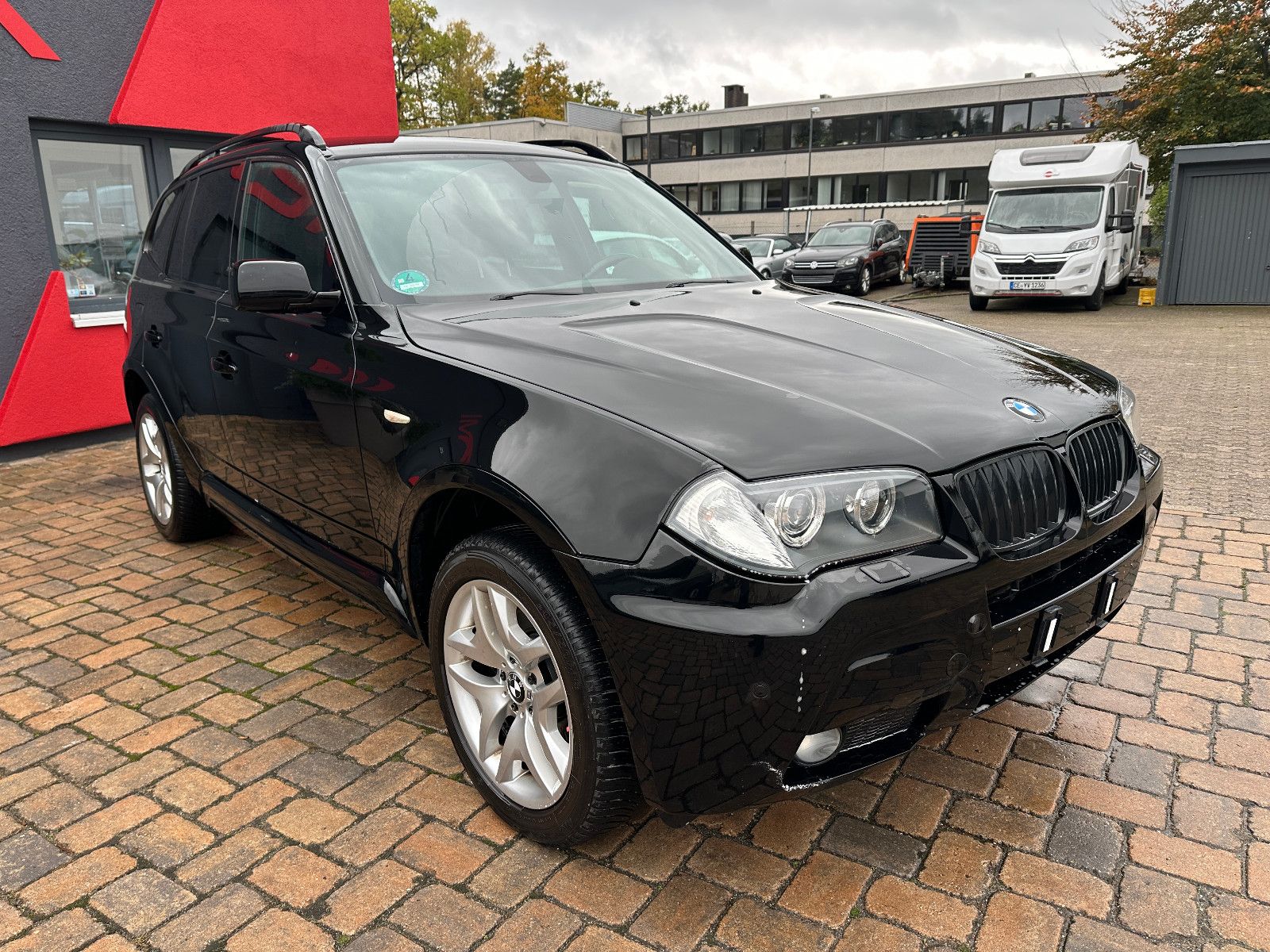 Fahrzeugabbildung BMW X3 xDrive 20d 177 PS HU 10/26 M-Paket
