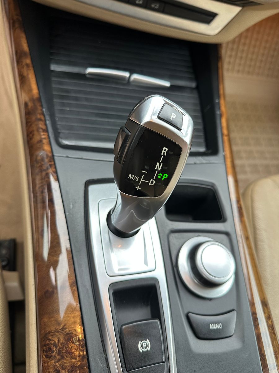 Fahrzeugabbildung BMW X5 4.8i 354 PS HU Leder AHK Prins LPG Gas!!!