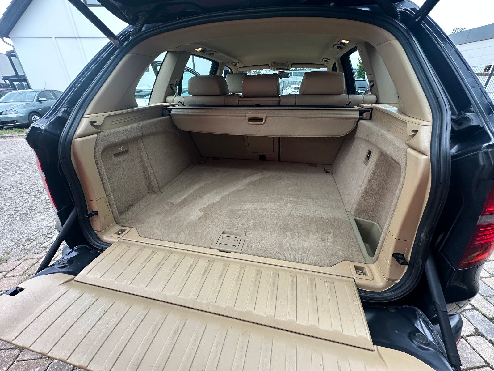 Fahrzeugabbildung BMW X5 4.8i 354 PS HU Leder AHK Prins LPG Gas!!!