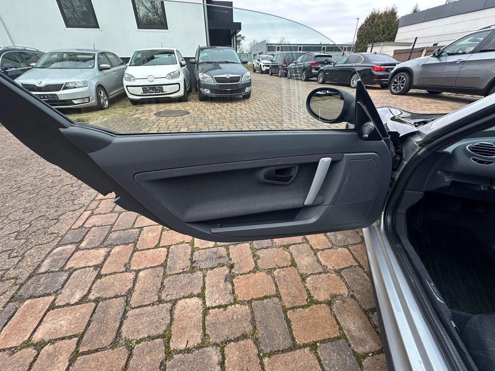 Fahrzeugabbildung Smart Roadster Coupé 82 PÜS HU neu