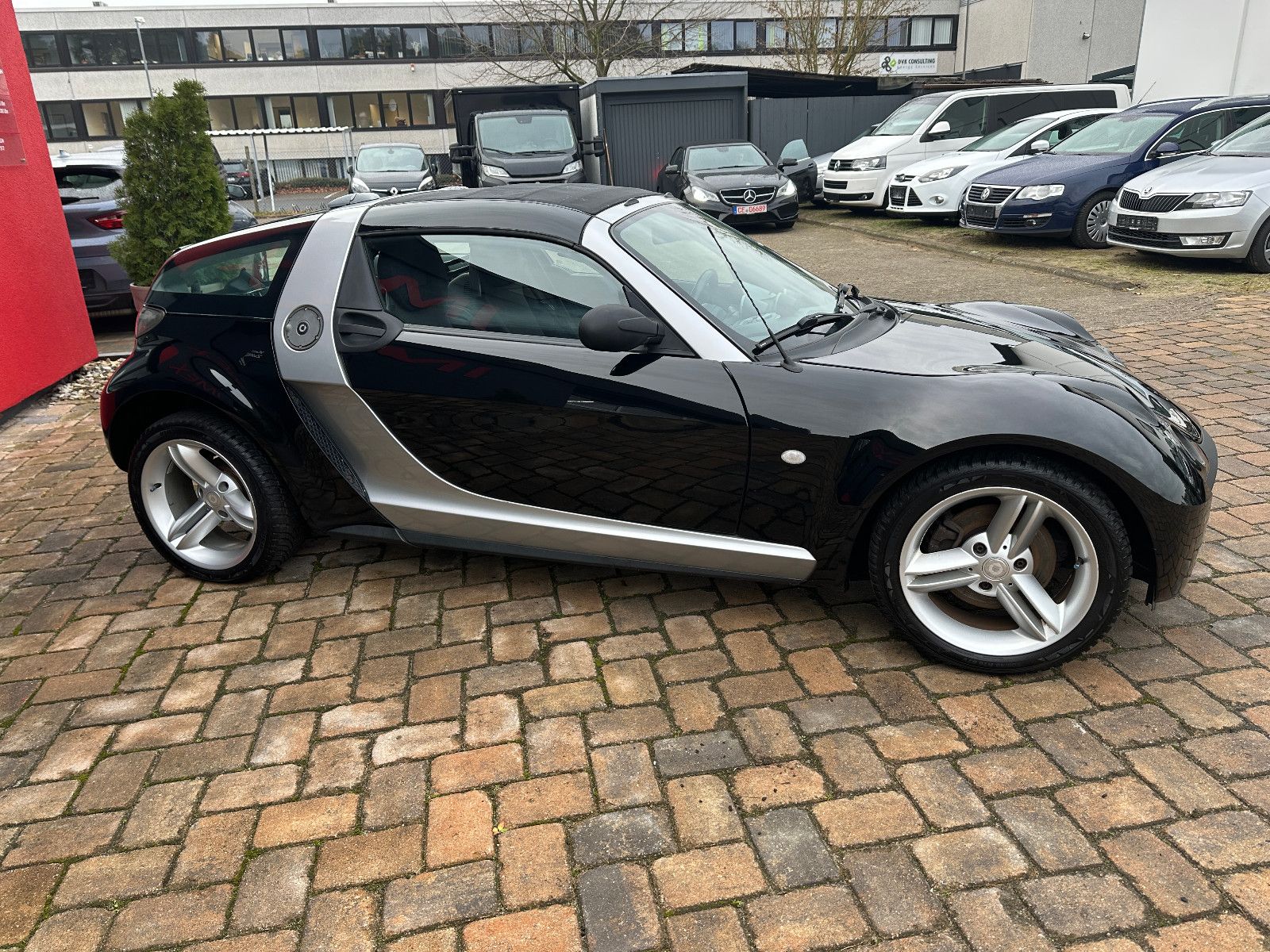 Fahrzeugabbildung Smart Roadster Coupé 82 PÜS HU neu