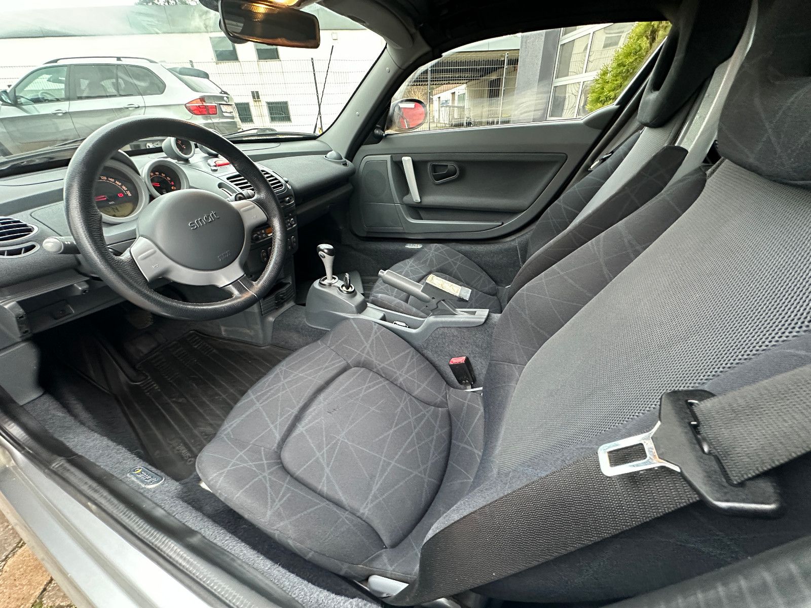Fahrzeugabbildung Smart Roadster Coupé 82 PÜS HU neu