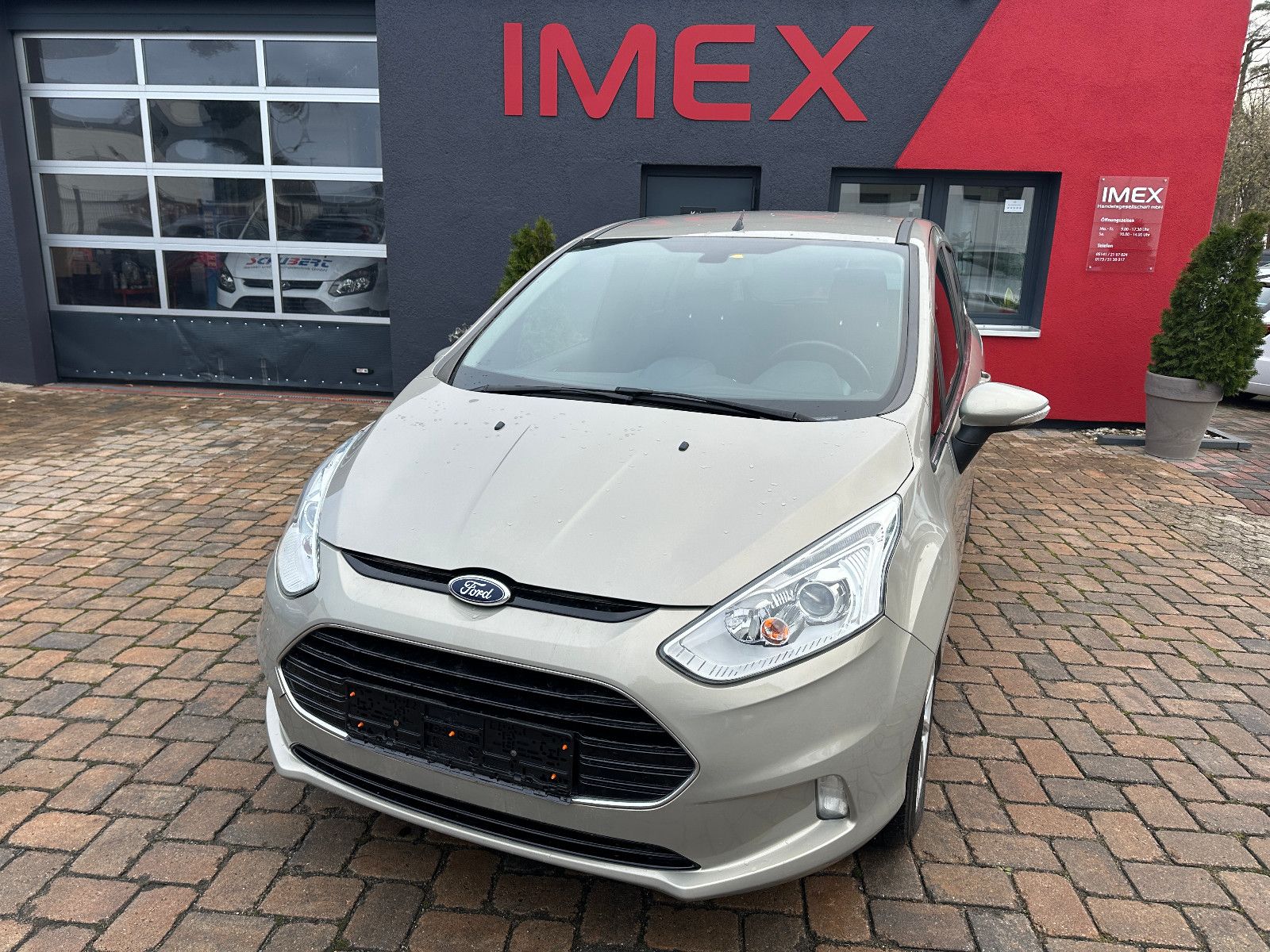 Ford B-MAX Titanium 1.6 95 PS HU neu SH