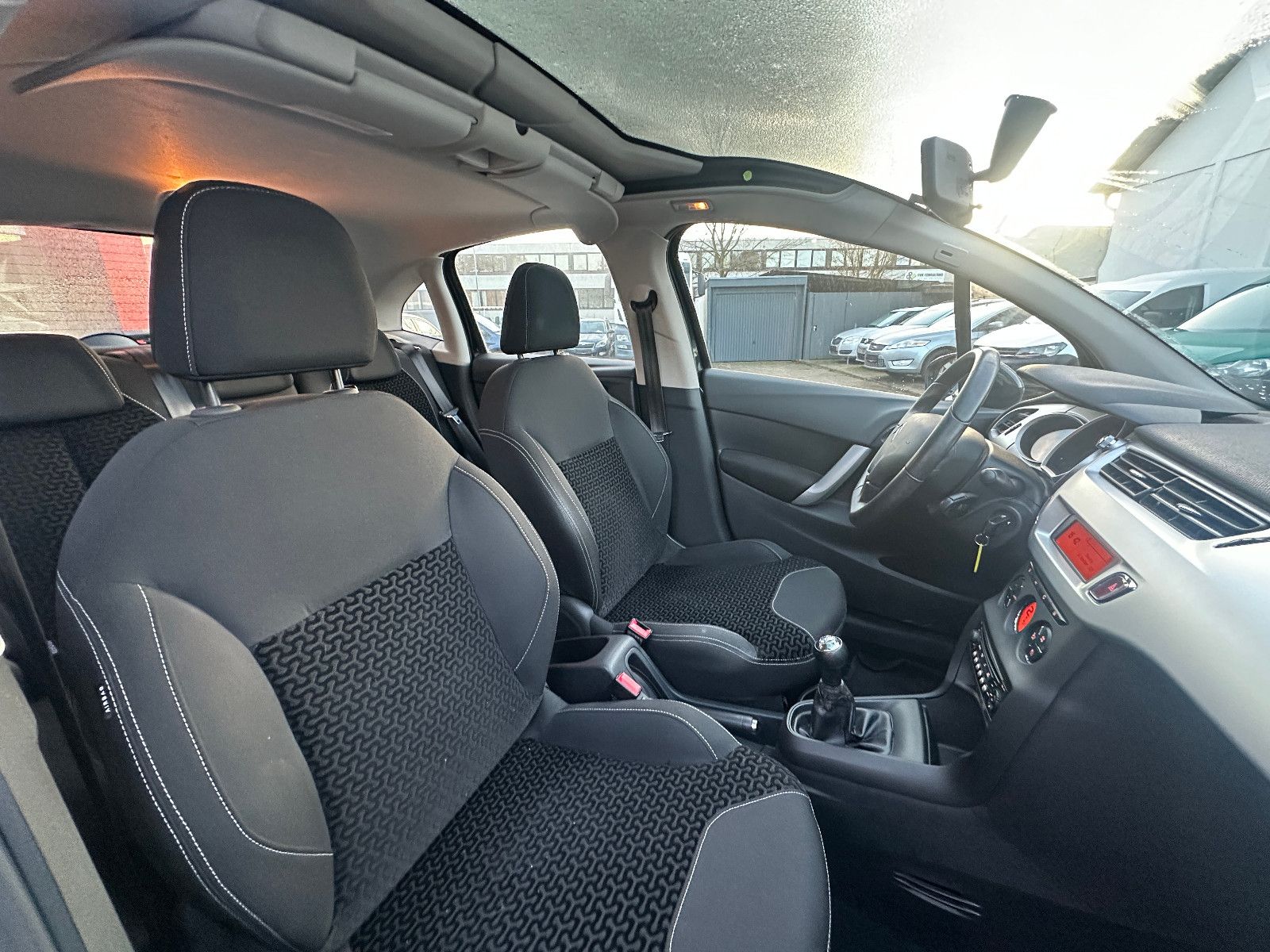 Fahrzeugabbildung Citroën C3 Tendance 1.4 95 PS