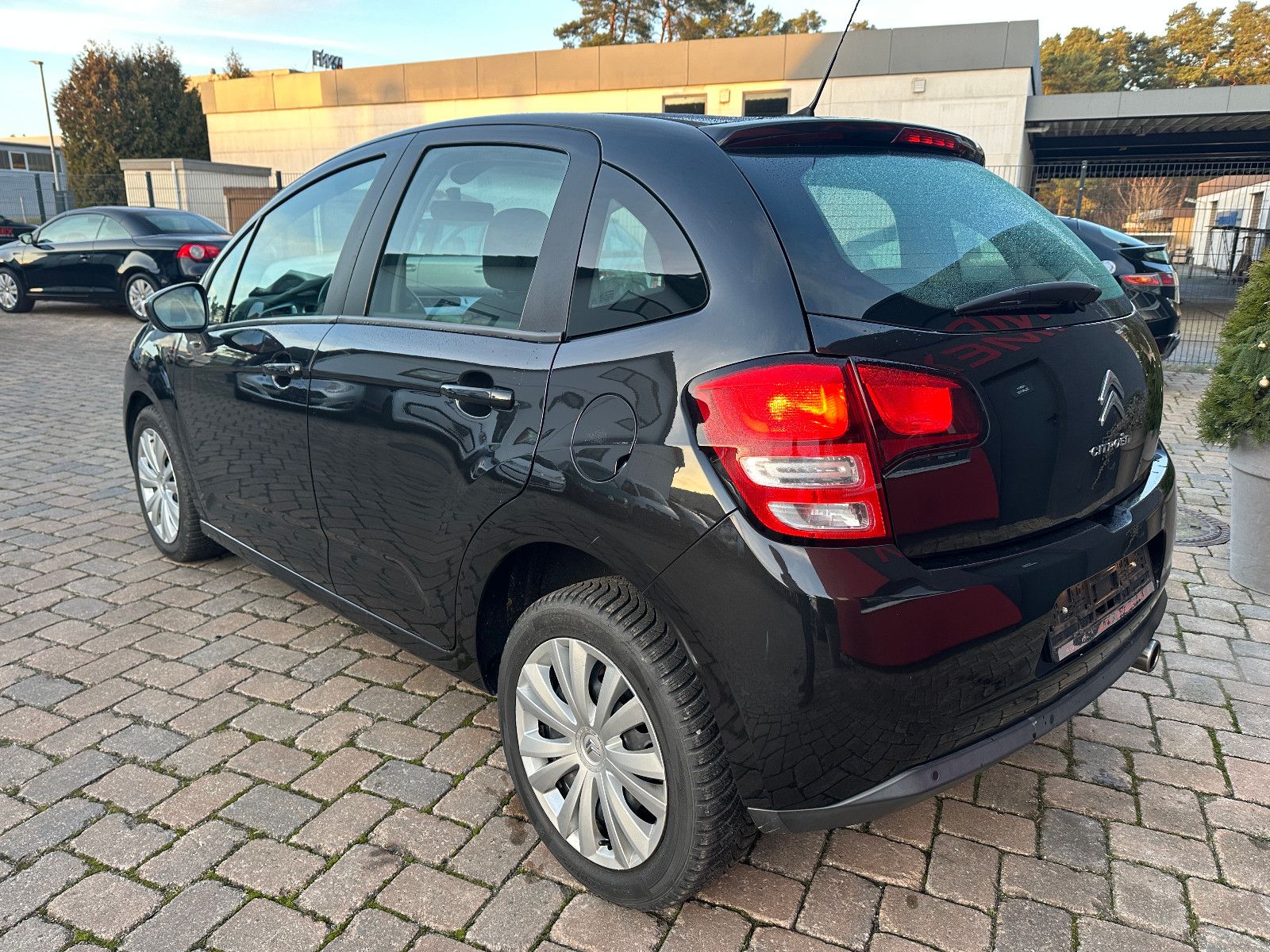 Fahrzeugabbildung Citroën C3 Tendance 1.4 95 PS