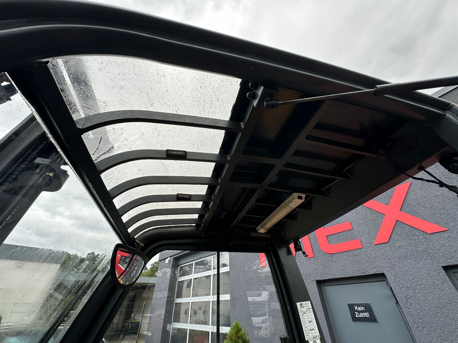 Fahrzeugabbildung Jungheinrich Batterien neu incl. Ladegerät