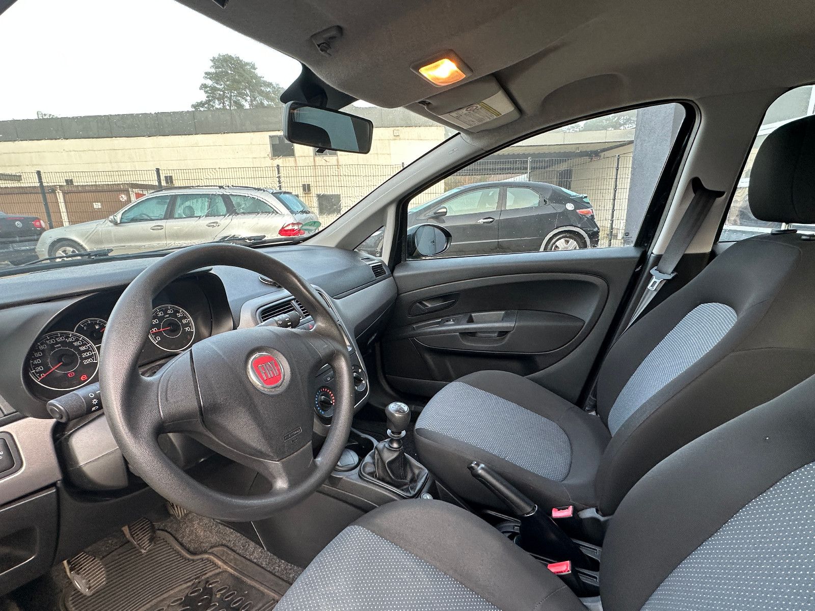 Fahrzeugabbildung Fiat Grande Punto 1.2 HU neu 113tkm 1.Hand!!!