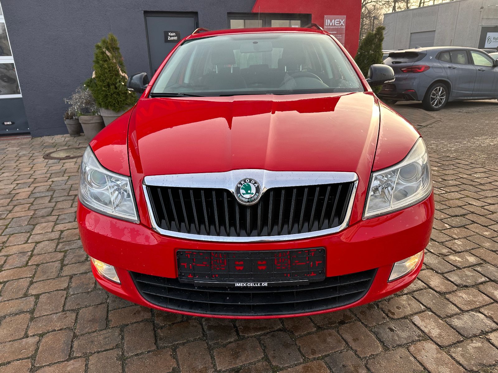 Fahrzeugabbildung Skoda Octavia Combi 1.4 80 PS HU neu Klima