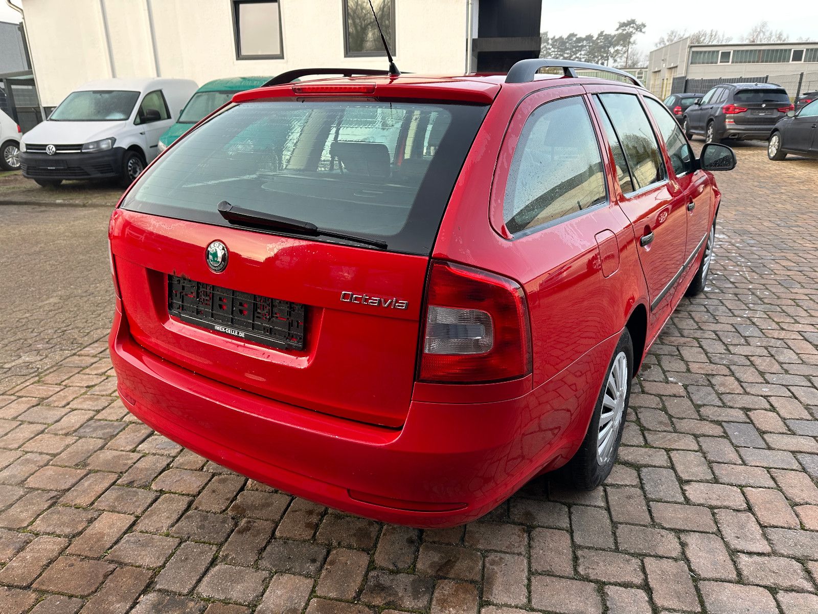 Fahrzeugabbildung Skoda Octavia Combi 1.4 80 PS HU neu Klima