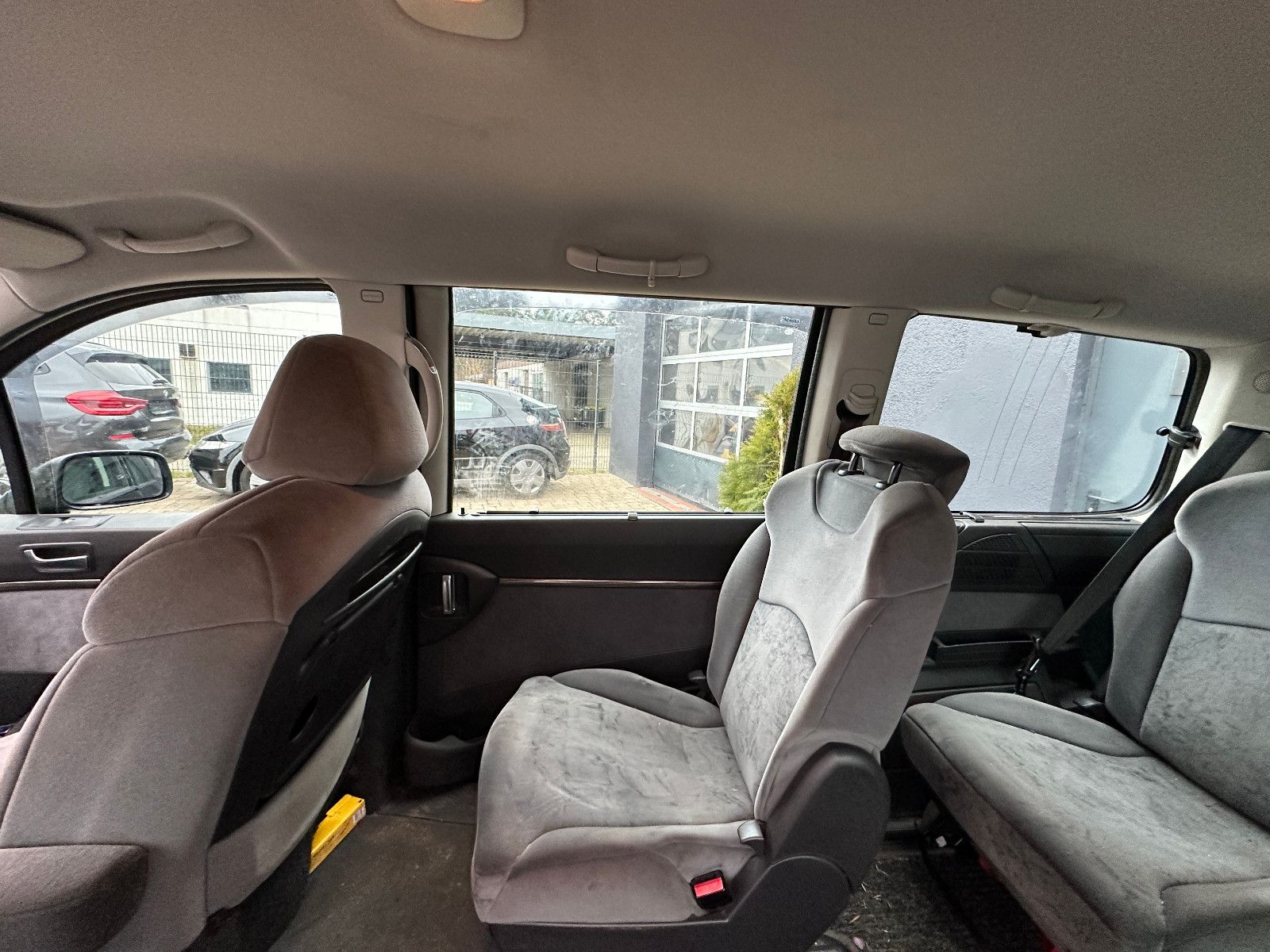Fahrzeugabbildung Citroën C8 2.0 16V Comfort 140 PS Tüv neu Klima 6 Sitze