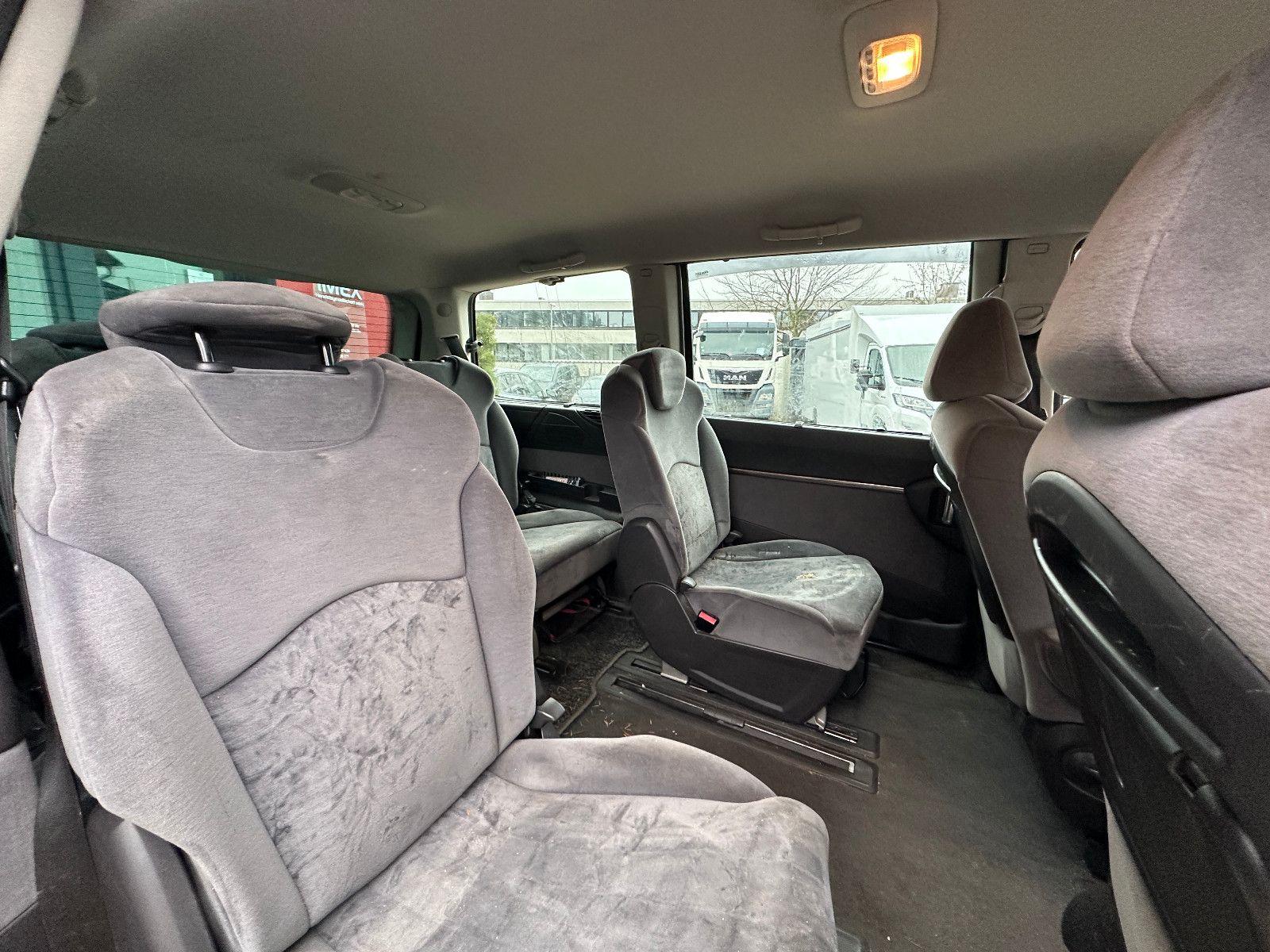 Fahrzeugabbildung Citroën C8 2.0 16V Comfort 140 PS Tüv neu Klima 6 Sitze
