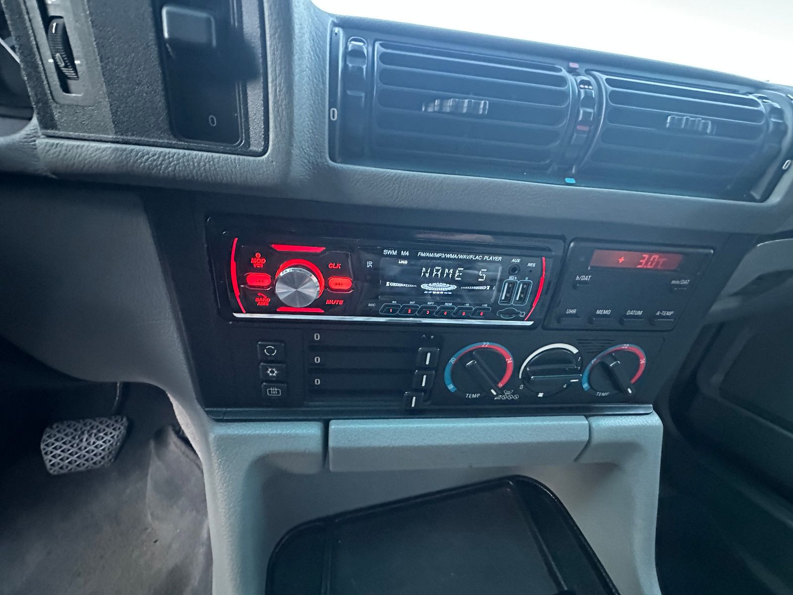 Fahrzeugabbildung BMW 525i 2.5 193 PS Tüv 11/27 Autom. H-Kennzeichen