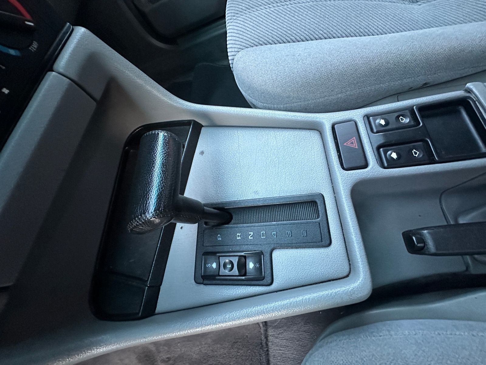 Fahrzeugabbildung BMW 525i 2.5 193 PS Tüv 11/27 Autom. H-Kennzeichen