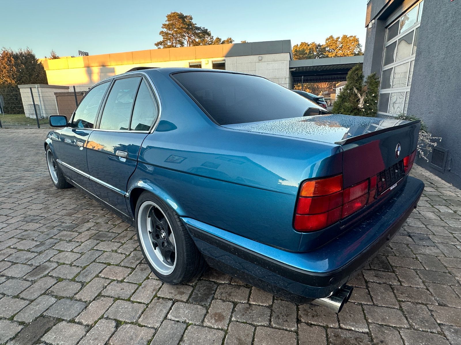 Fahrzeugabbildung BMW 525i 2.5 193 PS Tüv 11/27 Autom. H-Kennzeichen
