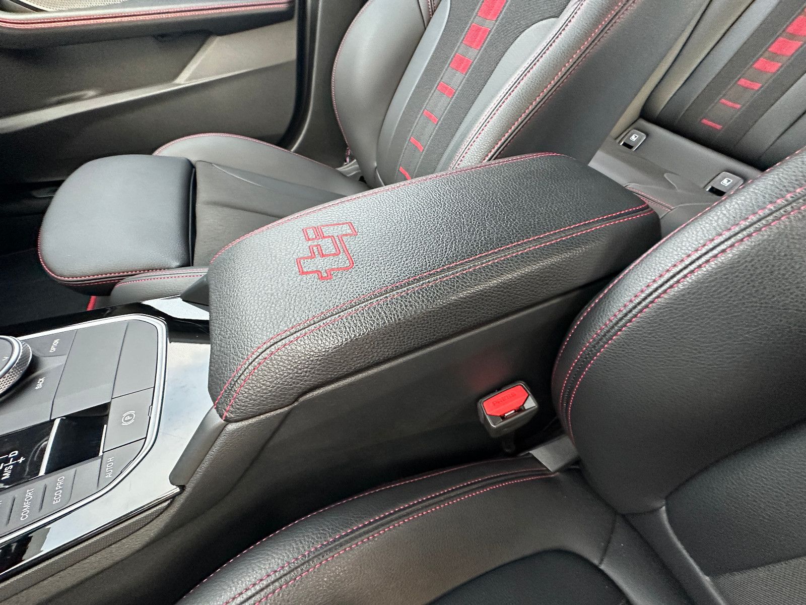 Fahrzeugabbildung BMW 128 ti M-Paket HU neu LED SH 1.Hand