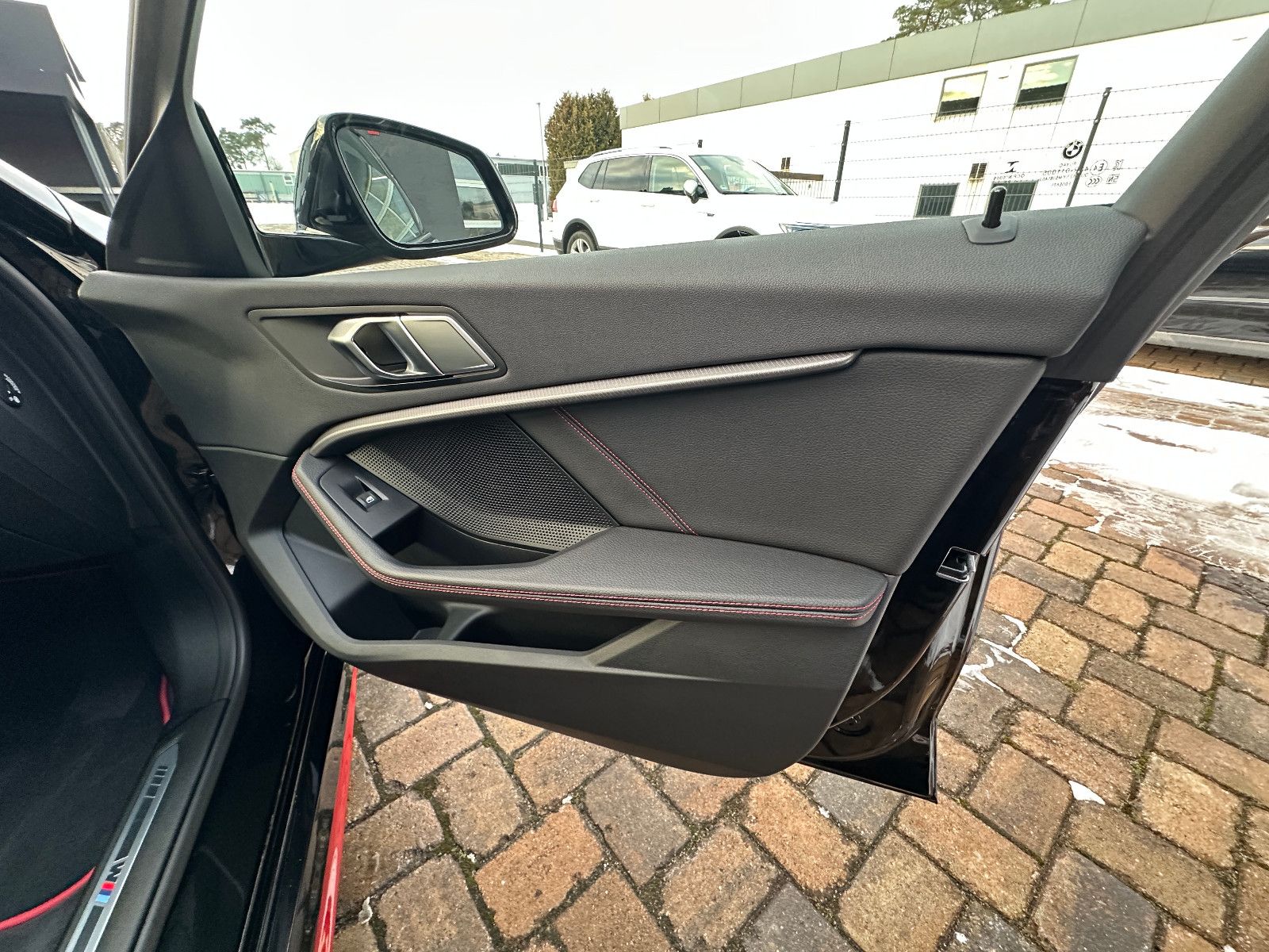 Fahrzeugabbildung BMW 128 ti M-Paket HU neu LED SH 1.Hand