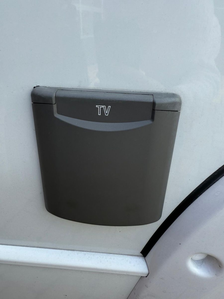 Fahrzeugabbildung Bürstner IXEO IT 726 G Einzel.&Hubbett SAT+TV Klima Kam.