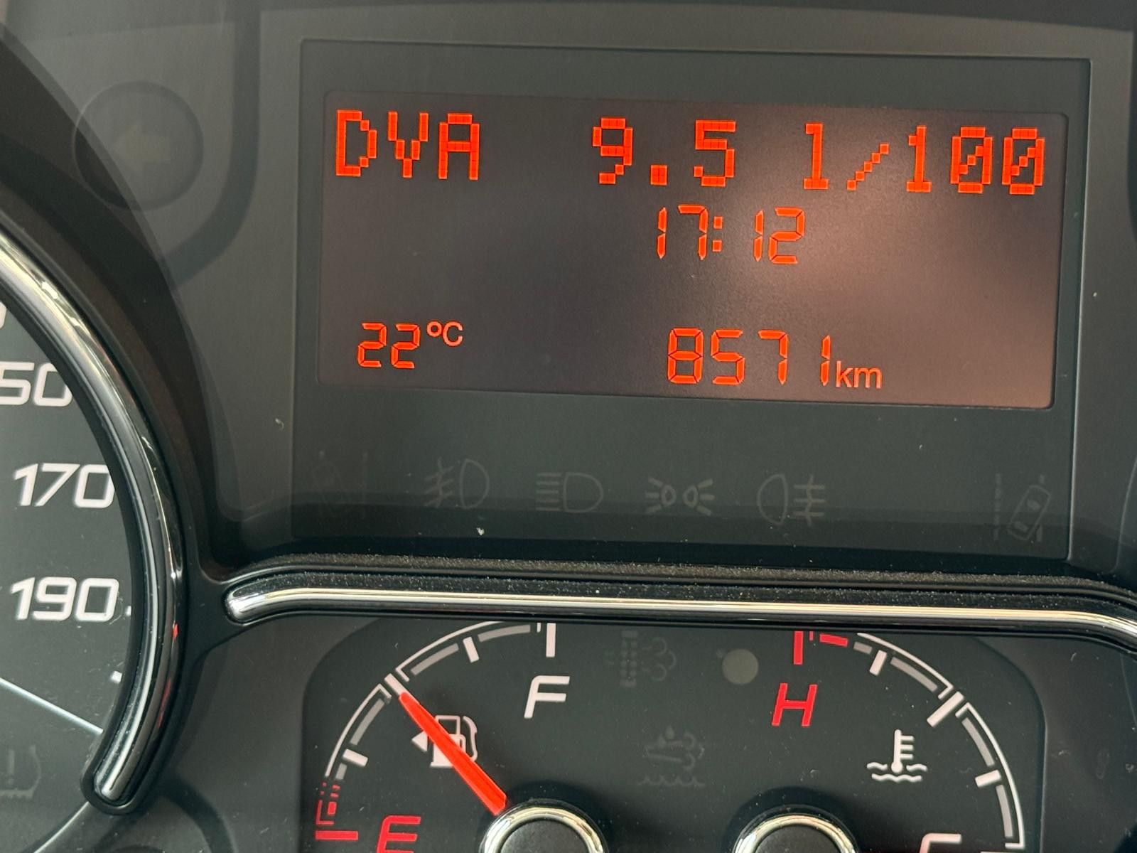 Fahrzeugabbildung Bürstner IXEO IT 726 G Einzel.&Hubbett SAT+TV Klima Kam.