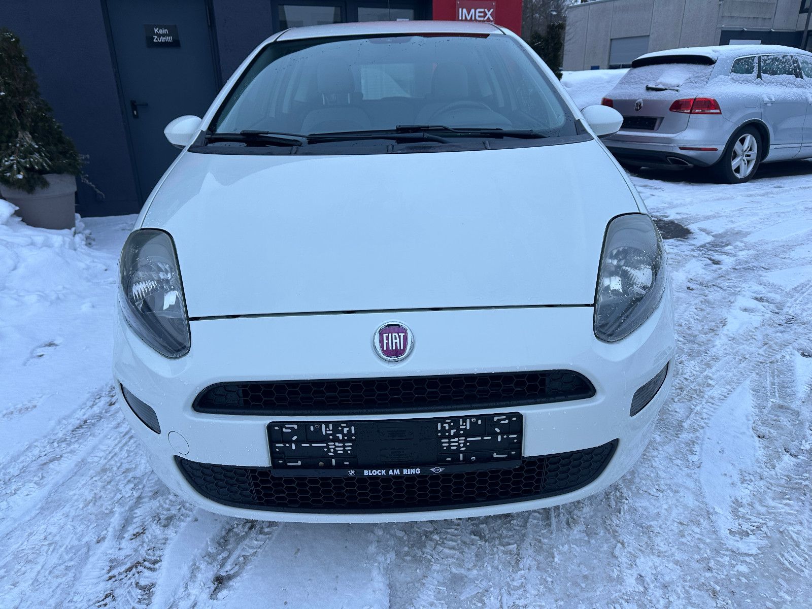 Fahrzeugabbildung Fiat Punto Pop 1.2 70 PS HU neu Klima 62tkm !!!!