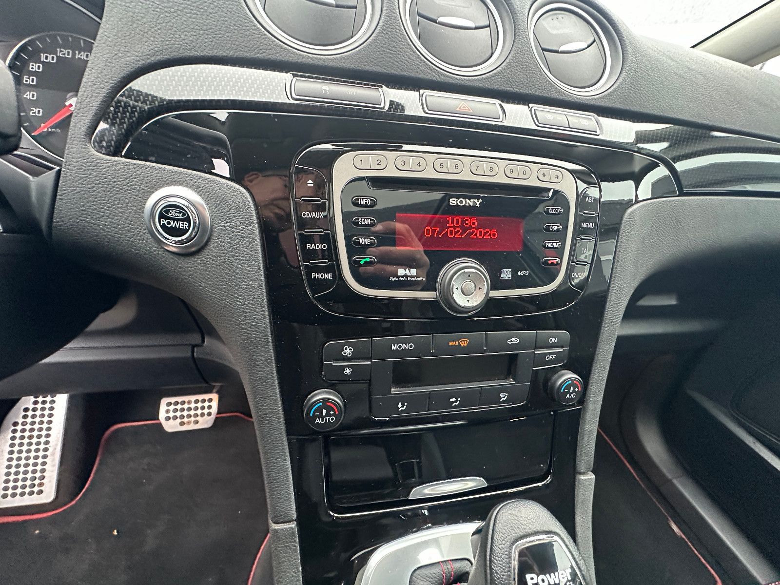 Fahrzeugabbildung Ford S-Max Titanium S 2.0 239 PS HU neu Pano Autom.