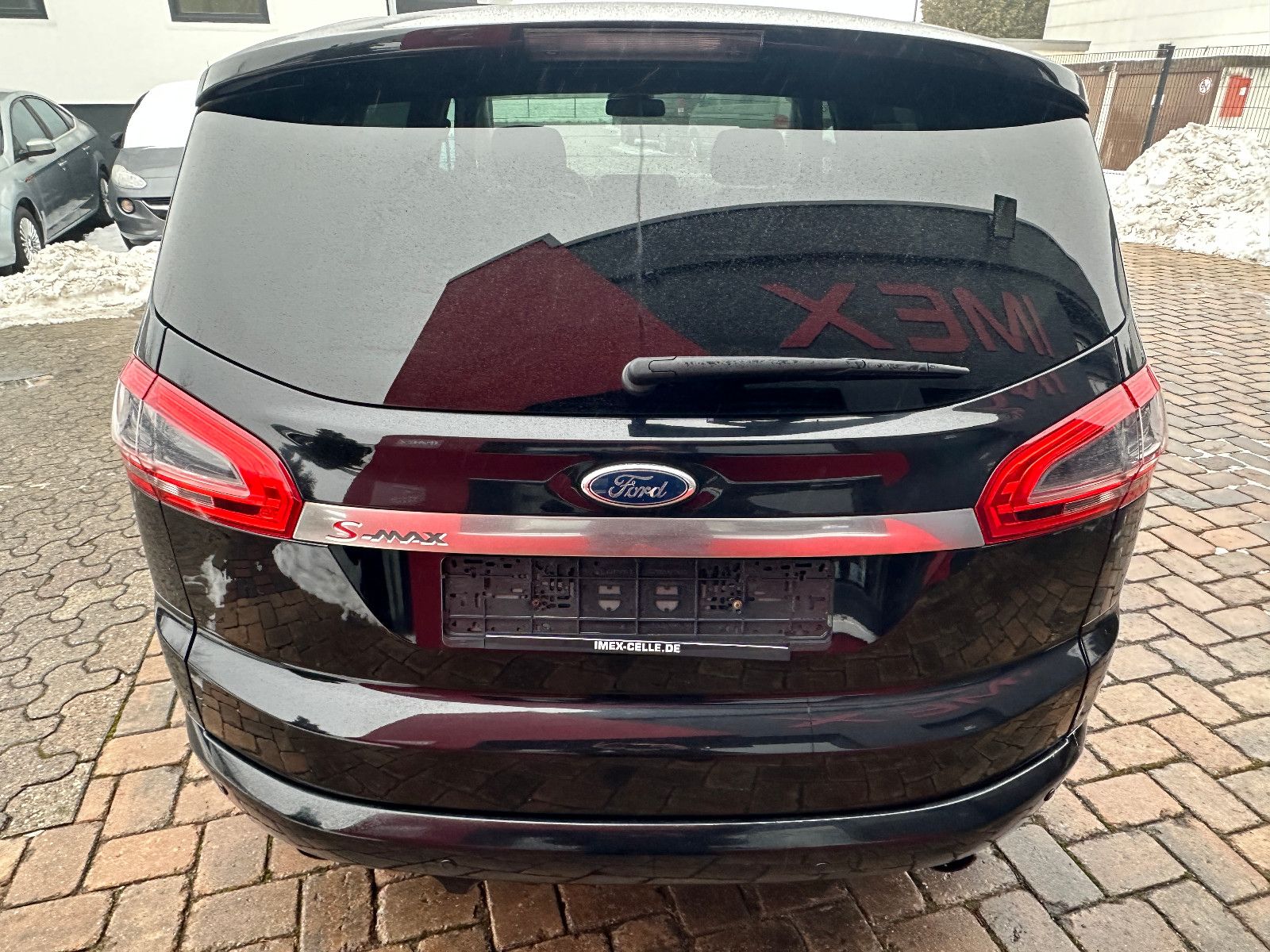 Fahrzeugabbildung Ford S-Max Titanium S 2.0 239 PS HU neu Pano Autom.