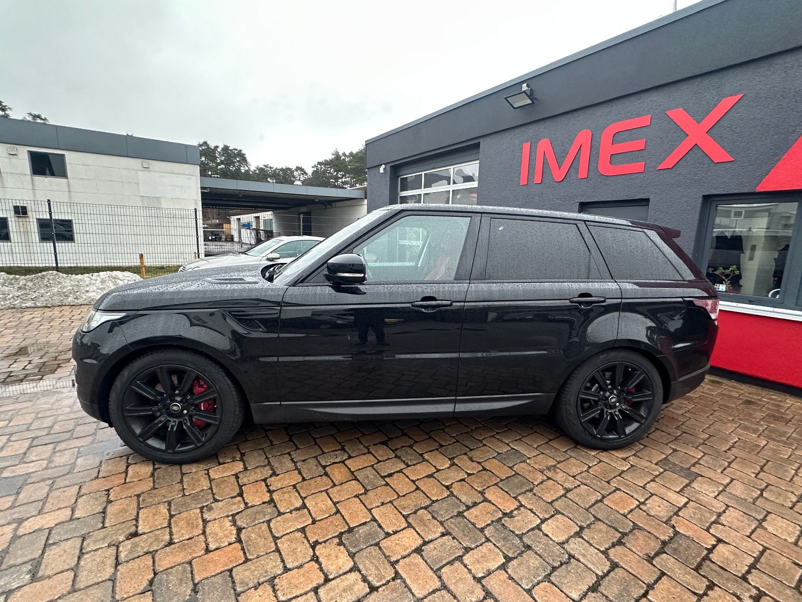 Fahrzeugabbildung Land Rover Range Rover Sport 3.0 SDV6 HSE AHK STH Pano SH
