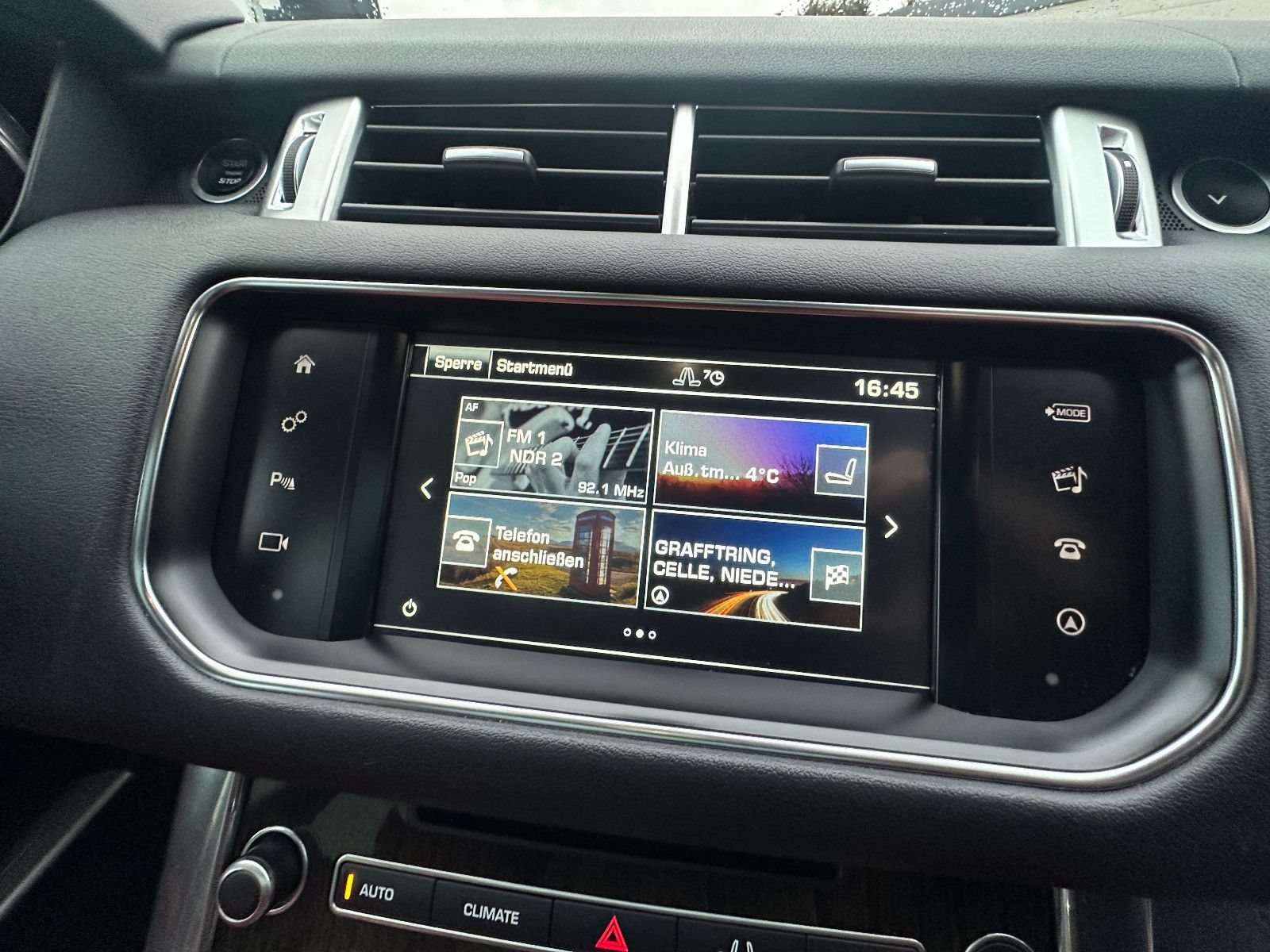 Fahrzeugabbildung Land Rover Range Rover Sport 3.0 SDV6 HSE AHK STH Pano SH