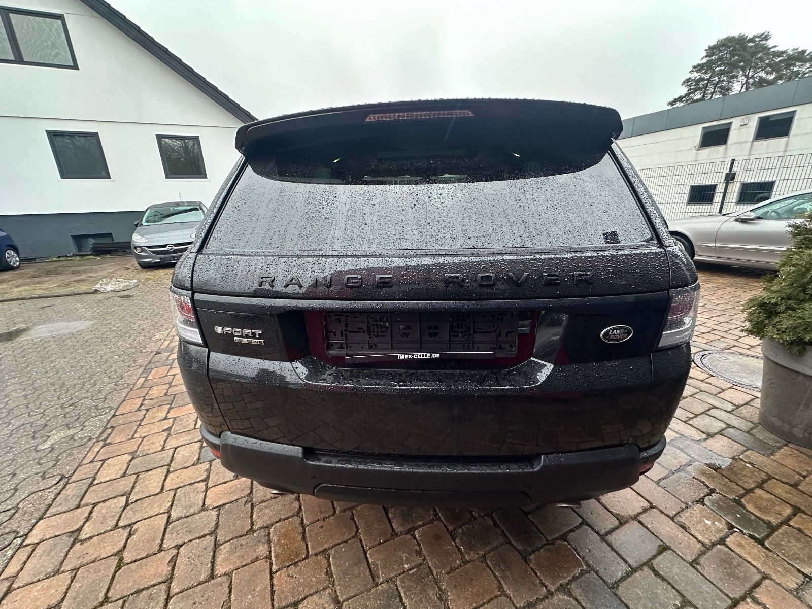 Fahrzeugabbildung Land Rover Range Rover Sport 3.0 SDV6 HSE AHK STH Pano SH