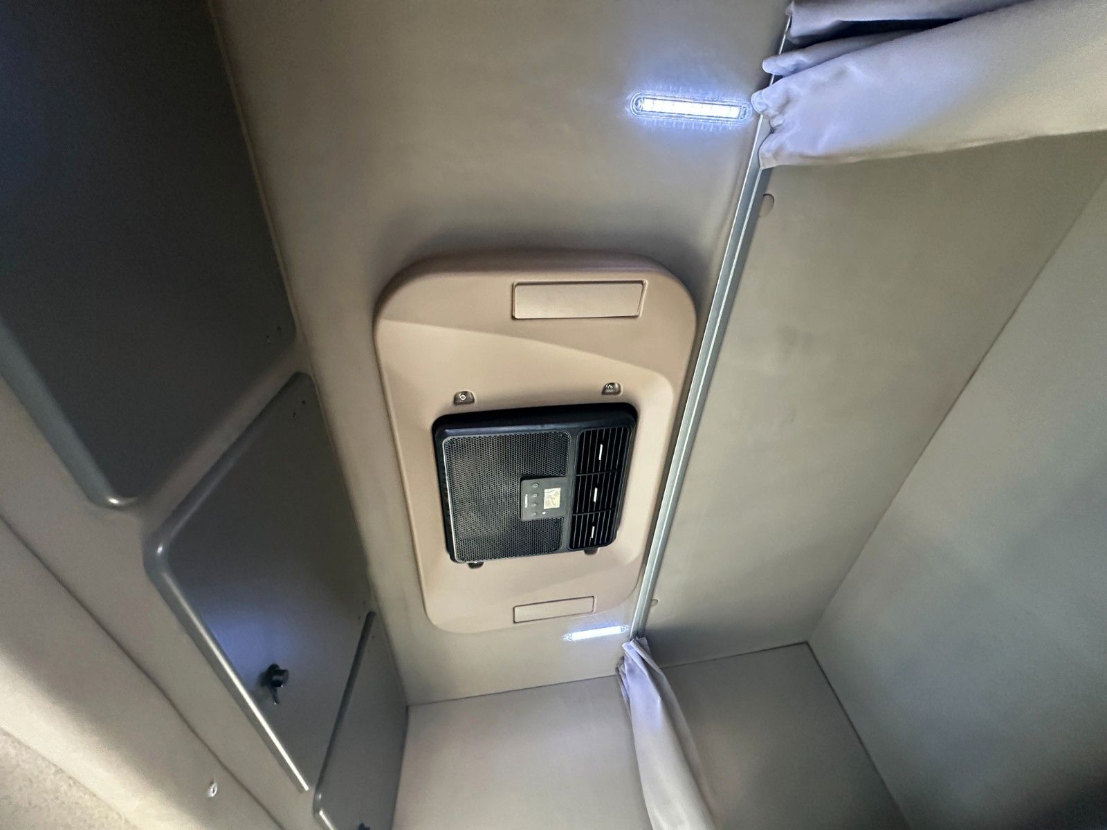 Fahrzeugabbildung MAN TGL 8.250 Standklima/Heizung FS alt 3/C1/E