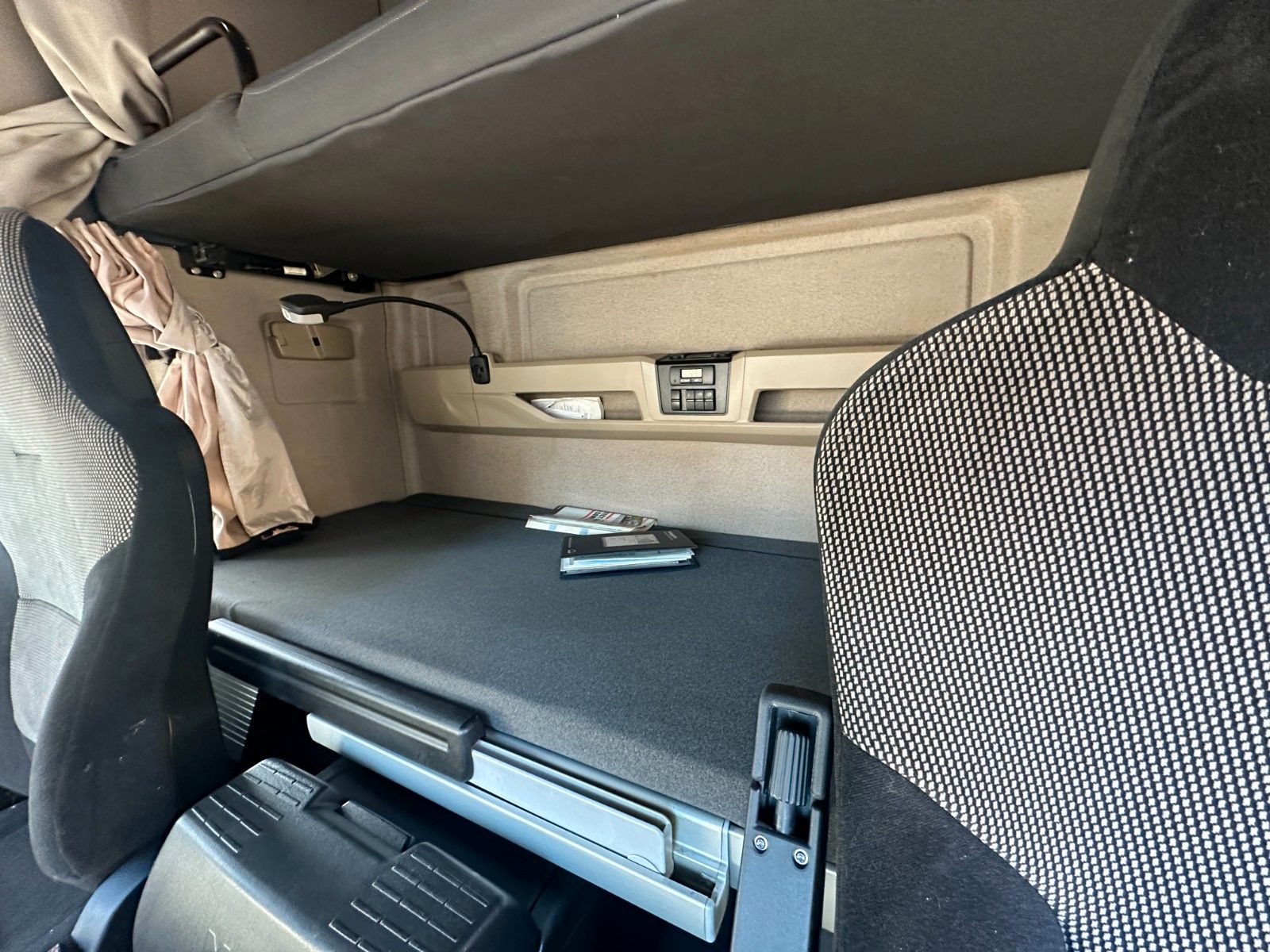 Fahrzeugabbildung MAN TGL 8.250 Standklima/Heizung FS alt 3/C1/E