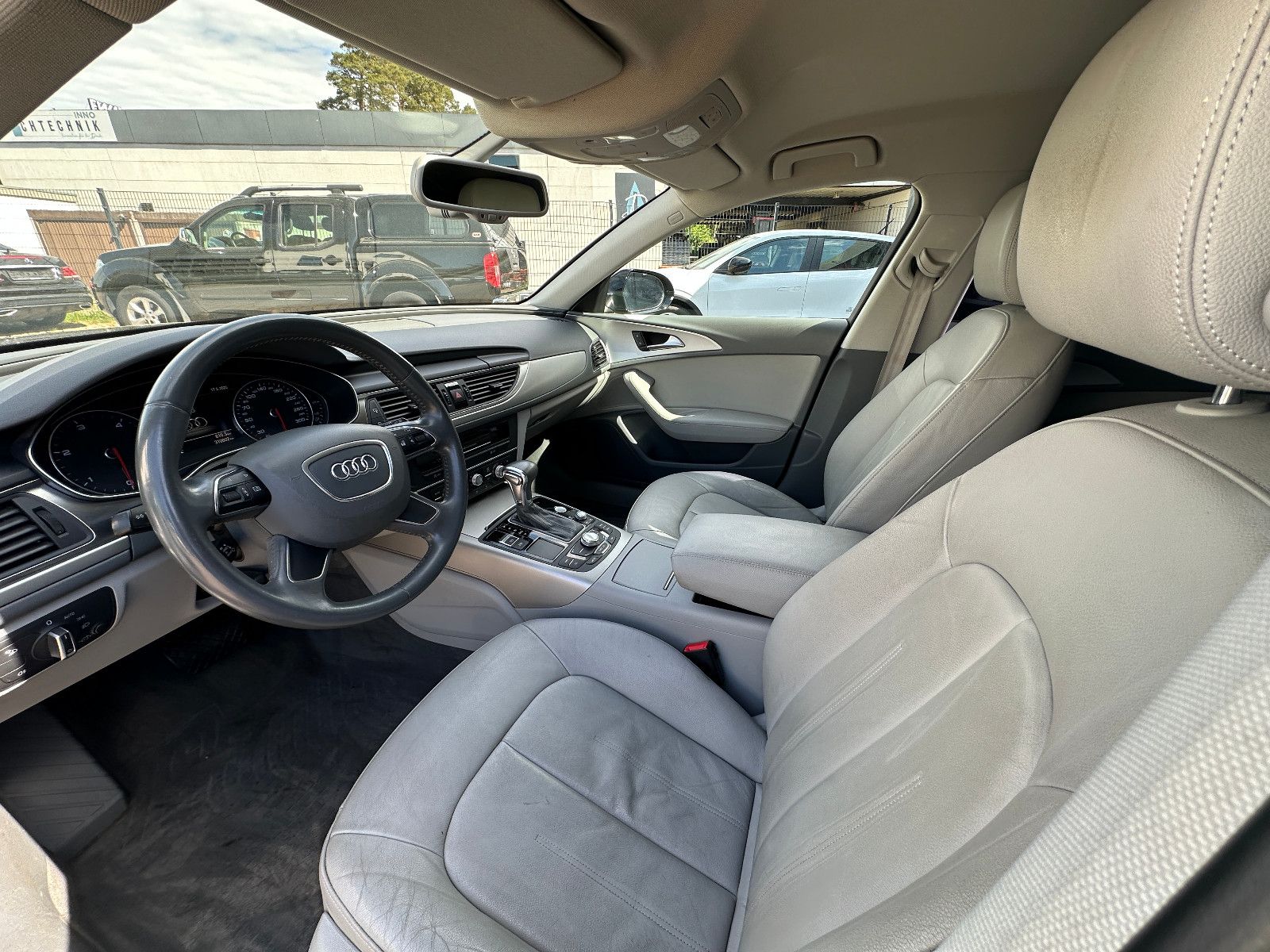 Fahrzeugabbildung Audi A6 Avant 3.0 TDI 204 PS HU neu LH SH Navi