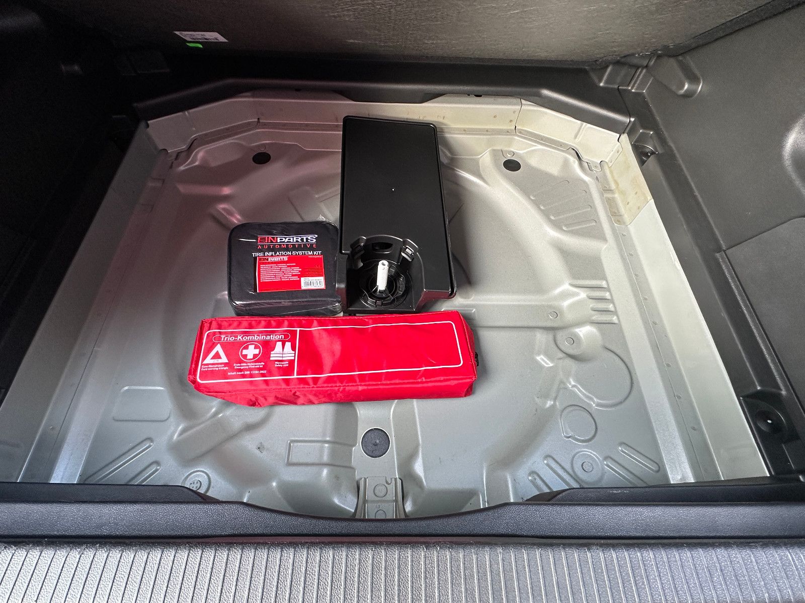 Fahrzeugabbildung Opel Grandland GS Line 1.2 130 PS Autom. Leder