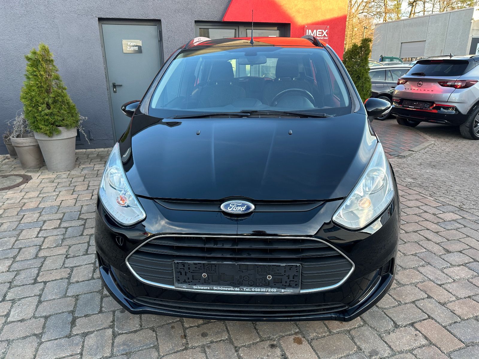 Fahrzeugabbildung Ford B-Max Trend 1.0 101 PS HU neu ZR neu