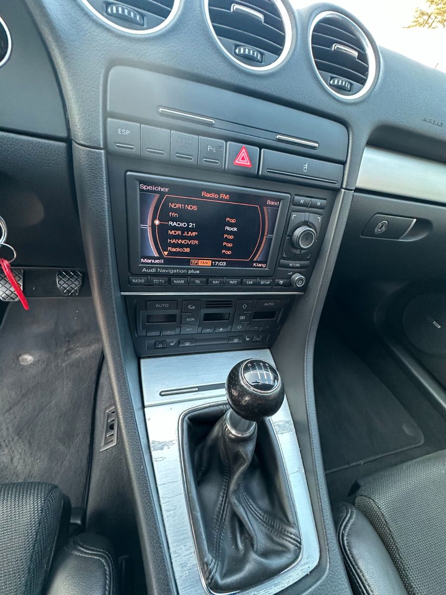 Fahrzeugabbildung Audi A4 Cabriolet 2.0 TFSI S-Line Sport Plus Bose